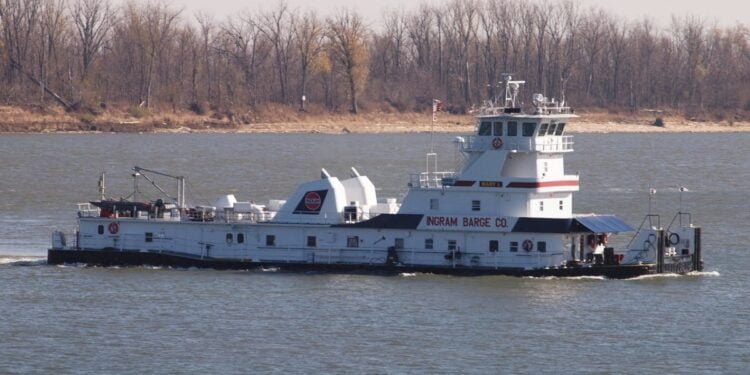 Splitting Sleep Can Be Beneficial For Towing Vessel Crew Members Tugboat