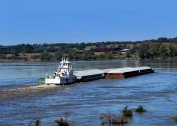 USCG Eases Firefighting Training Requirements for Towboats
