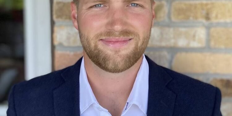 Insights: Frank Manning, President & COO, Diversified Marine, Inc.