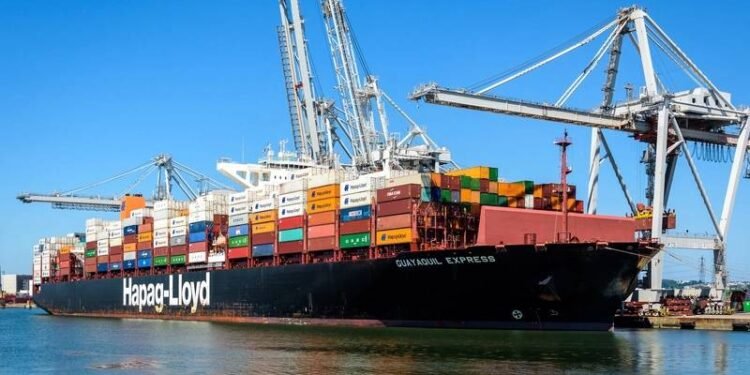 Hapag-Lloyd Posts 77% Drop in Nine-month Net Profit, Cuts Outlook