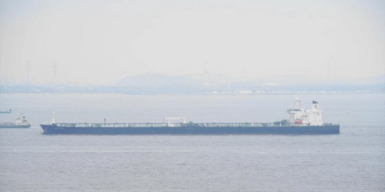 US Senators Ready Bill to Fund Office Helping Iran Oil Seizures