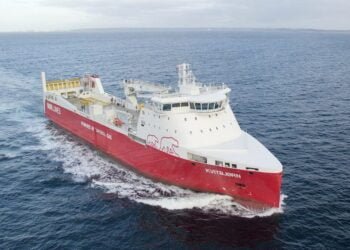 New Rolls-Royce CEO Picks Top Management Amid Profit Warnings