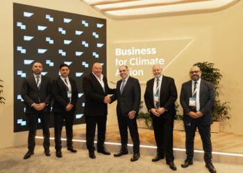 Gulftainer’s Group CEO, Peter Richards meeting with Marwan Zeineddine, Managing Director at SAP UAE, to sign the new cloud computing deal