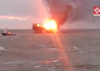 One Worker Killed, 30 Missing After Caspian Sea Platform Fire -Azeri Government