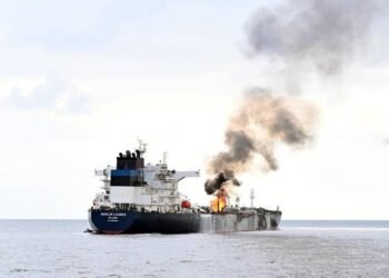 Trafigura Assesses Red Sea Risks after Tanker Attack by Houthis