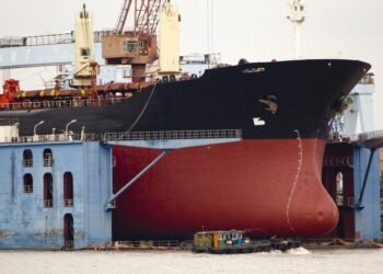 Shipyards Vanish as China Loses Appetite for Consuming Iron Ore