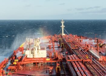 U.S. Reverses Decades-Old Crude Export Ban With Obama’s Backing