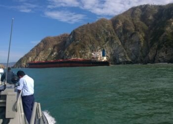 Wrecked Bulk Carrier to be Scuttled Off Mexico