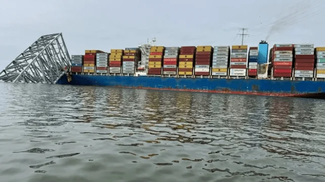 Bridge Collapse: Initial Reports Suggest a Loss of Power