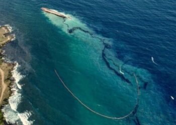 Tobago IDs Tug and Barge in Oil Spill as Search for Missing Tug Continues