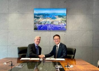 Babcock to Equip South Korean Navy with Submarine Weapons System