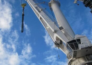 Subsea 7 Pipelay Vessel to be Equipped with Huisman’s Crane