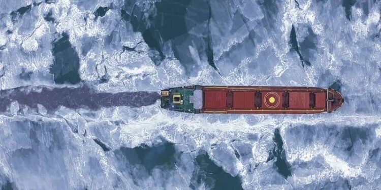 MAN Cryo Ammonia Fuel-supply System Earns AIP