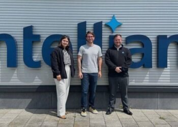 AST Secures Intellian OneWeb Certification