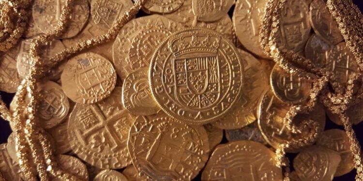 Florida Family Hauls $1 Million Treasure from Sunken Spanish Armada