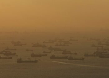 Singapore Port Authority Calls for LNG Bunkering Proposals