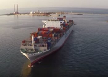 WATCH: Containership NYK Hyperion Calls at DCT Gdansk in HD