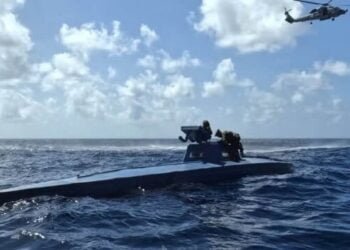Cruiser USS Leyte Gulf Makes a Large Cocaine Bust in the Atlantic