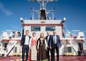 battery-electric sea drone freight ferry