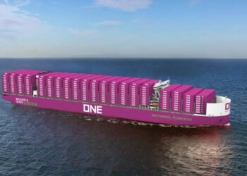 ONE Orders 12 Methanol Dual-Fuel Containerships