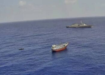 Indian Navy Rescues Iranian Fishing Vessel Hijacked by Pirates