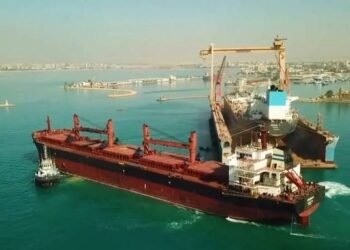 Suez Canal Authority Carries Out Repairs to Missile-hit Vessel