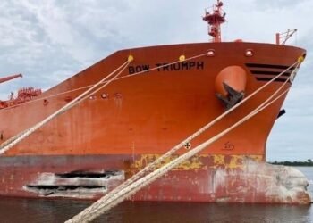 Shoaling and Bank Effect Caused Ship to Hit Navy Fuel Pier