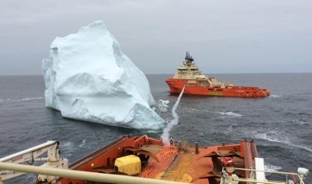 Ship Photo of the Day – Iceberg Wrangling within the North Atlantic CEa3vDGW8AIjYqt