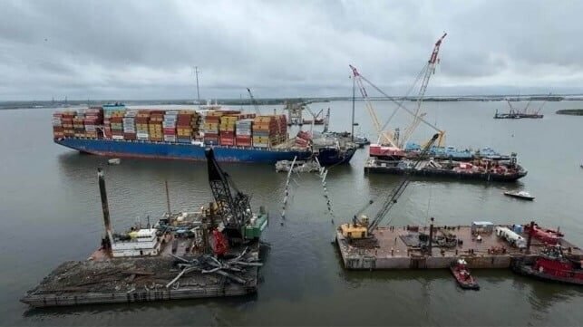 Video: Wreckage Removal as Dali Refloating Awaits Dive Survey