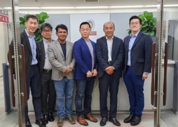 methanol bunkering ship team members