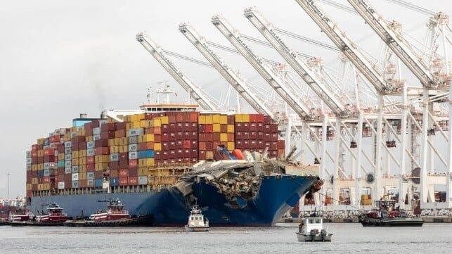 Lawyers Ask Court to Block Departure from US of First Eight Crew from Dali