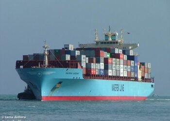 Maersk Containership Runs Aground Near Fremantle, Western Australia