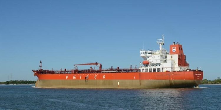 Colombian Navy Divers Discover Cocaine Haul Near Rudder of U.S.-Bound Tanker