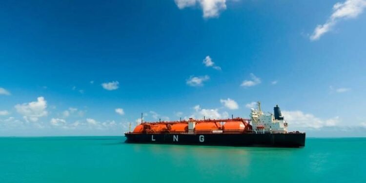 GTT Books Tank Design Order for Eight New LNG Carriers