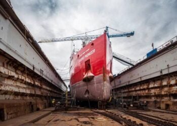 Fugro Pioneer Converts to Green Methanol