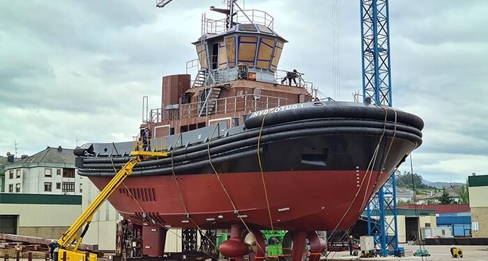hydrogen powered tugboat