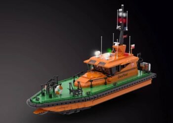 Danish Pilot Makes a LEGO Model of His DanPilot Boat