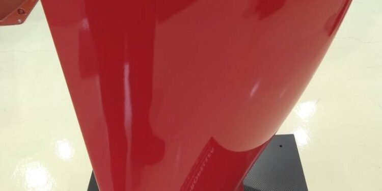 Eco Marine Power and Nakashima Propeller Cooperate on Composites